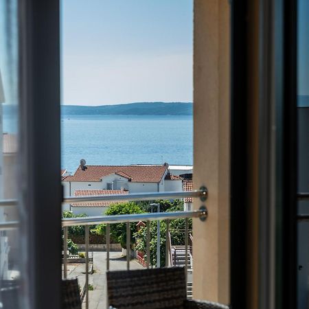 Sun Island Apartment Трогір Екстер'єр фото