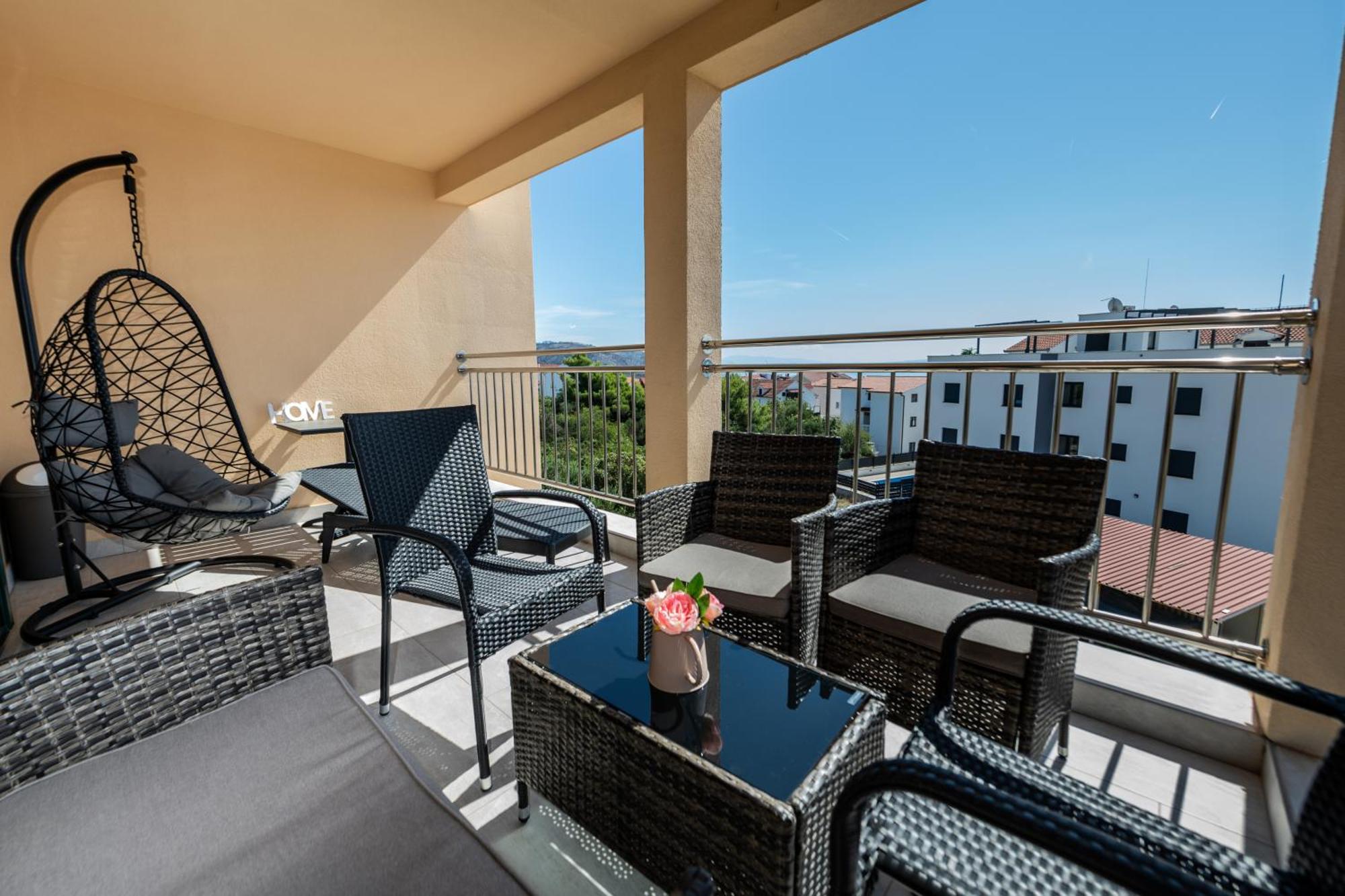 Sun Island Apartment Трогір Екстер'єр фото