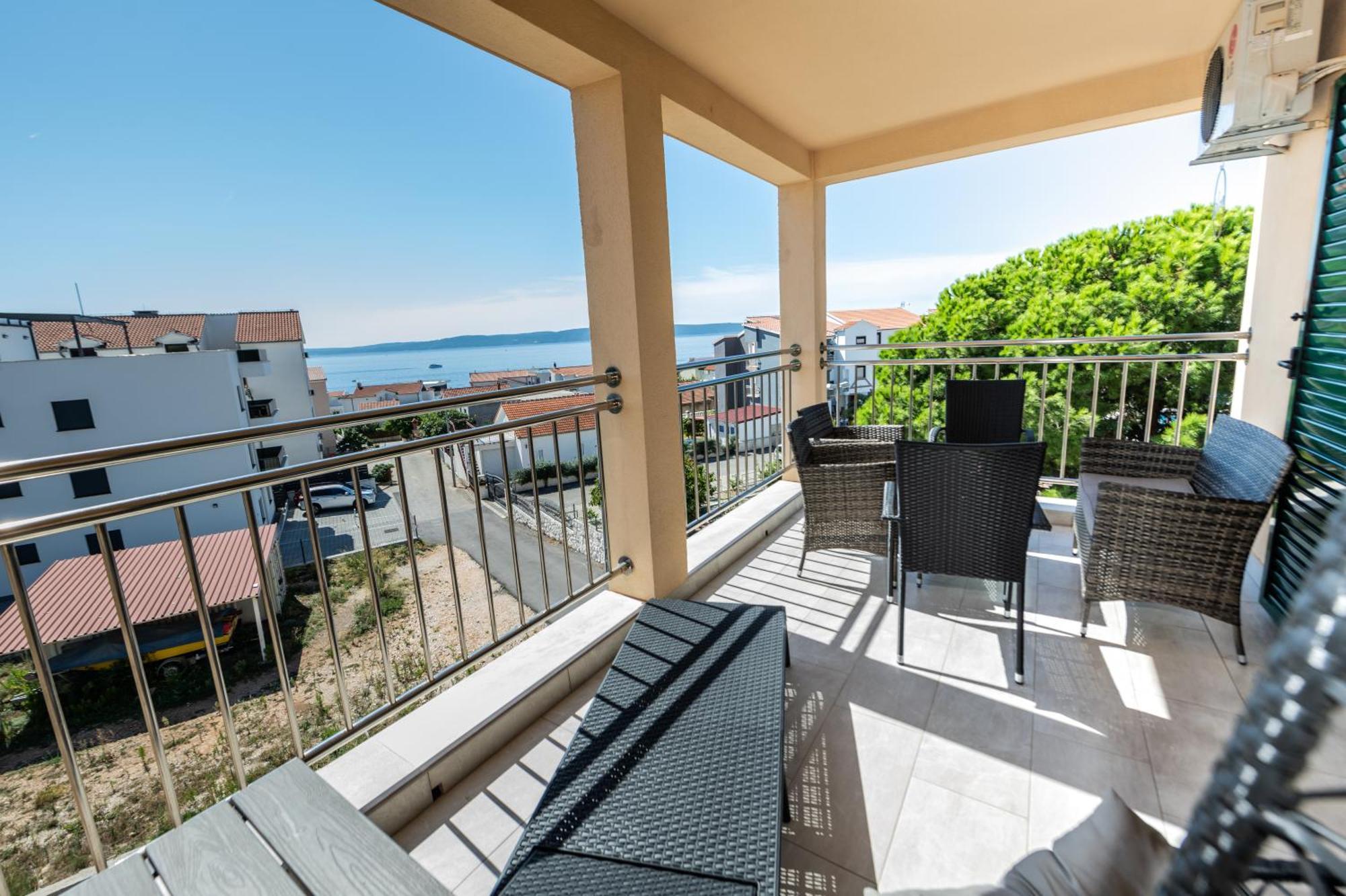 Sun Island Apartment Трогір Екстер'єр фото