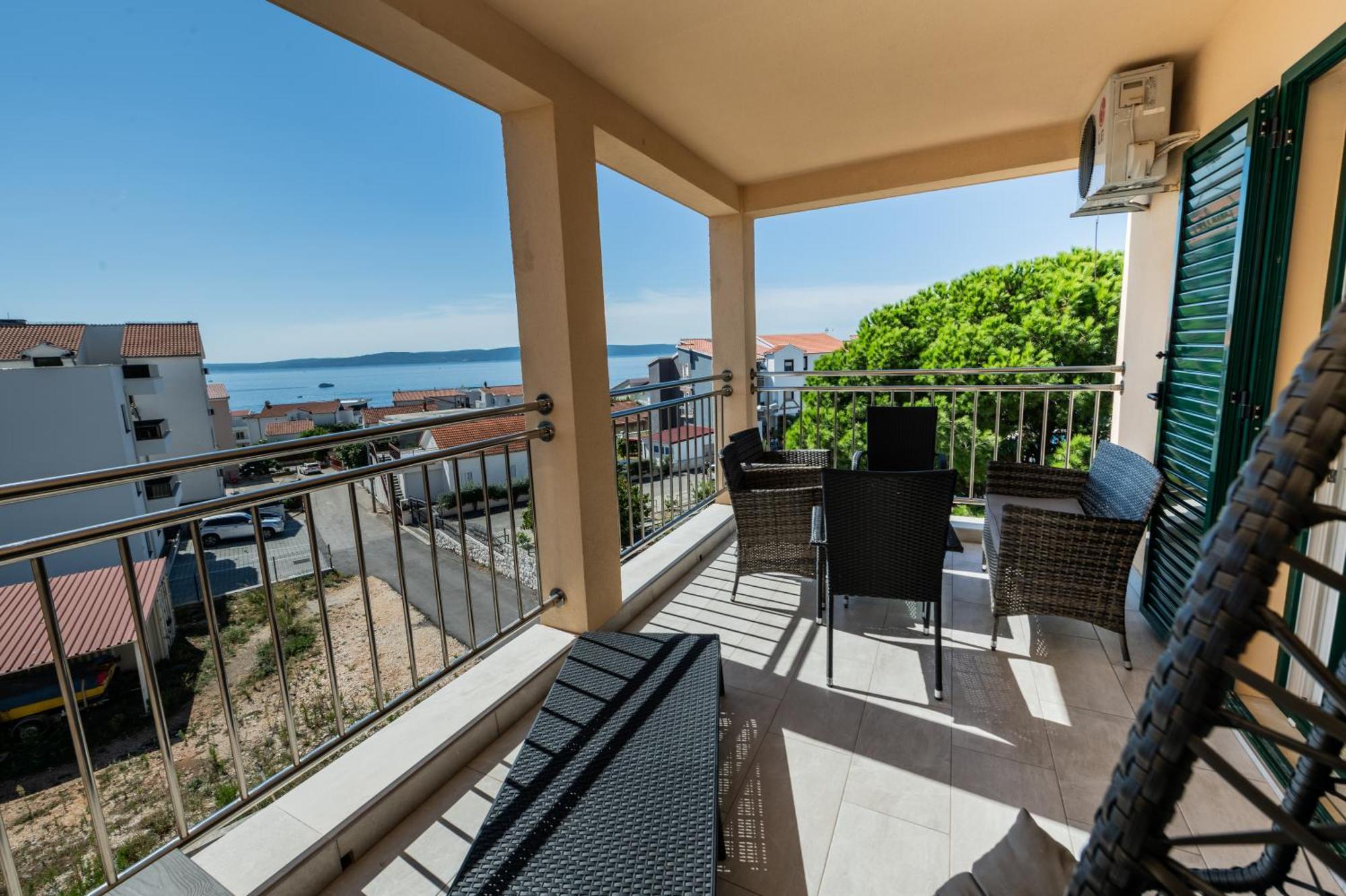 Sun Island Apartment Трогір Екстер'єр фото